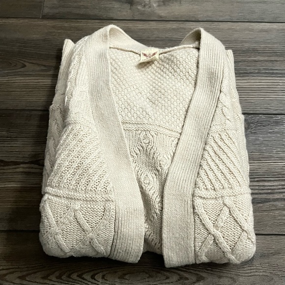 Faded Glory sweater. - Picture 1 of 5